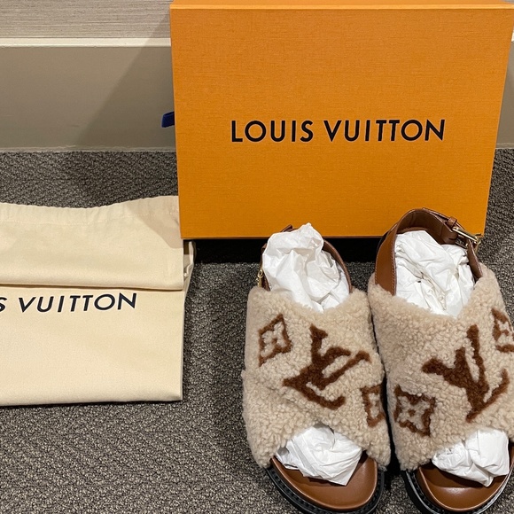 Brand New Louis Vuitton Paseo Flat Comfort Mule 100% Authentic - Picture 2 of 8